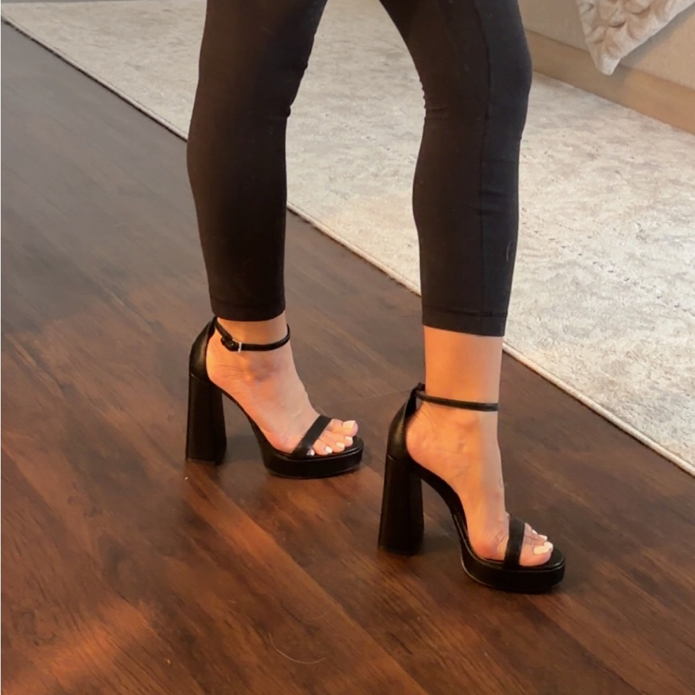 Steve Madden Black Women's Heels